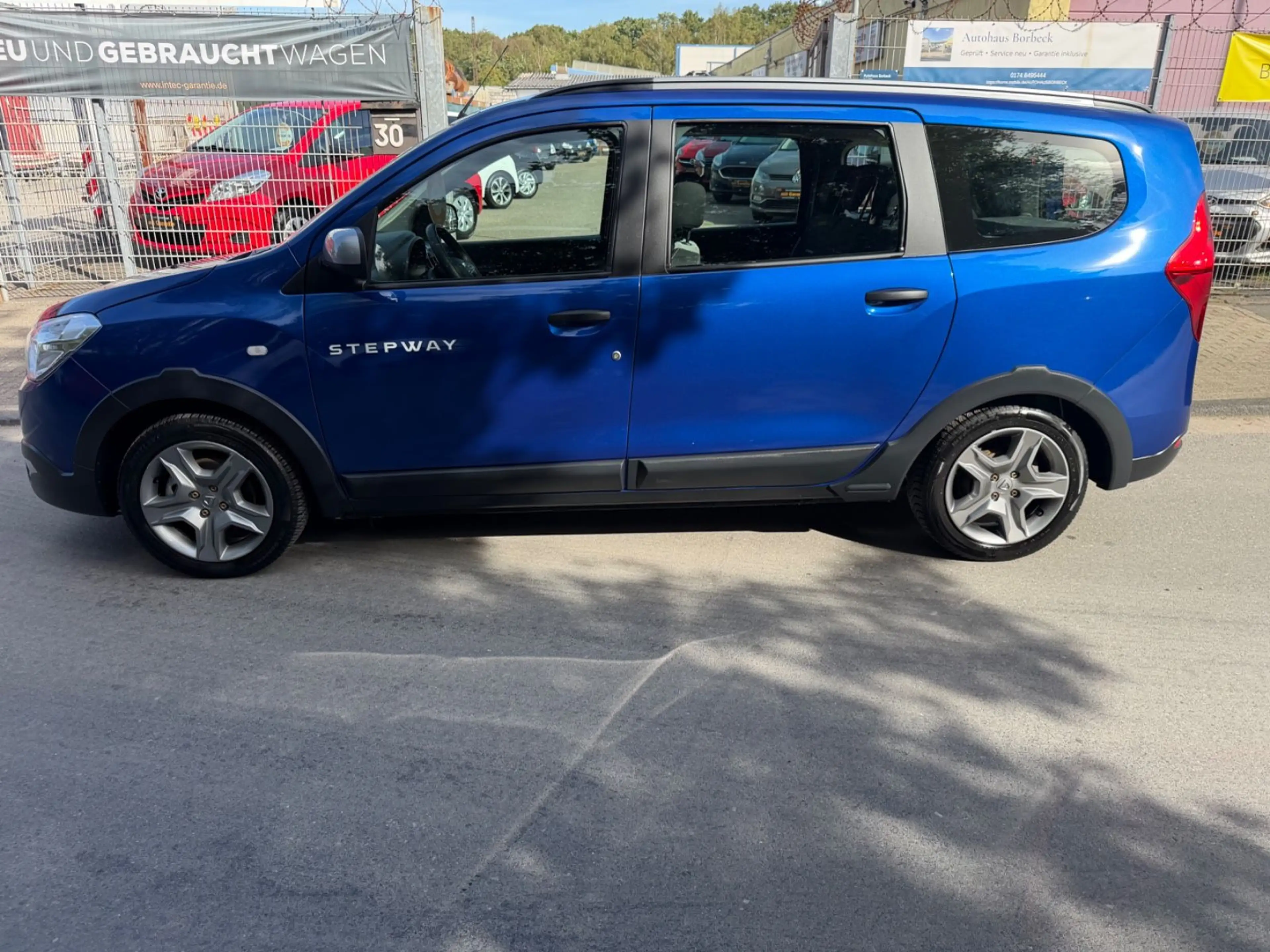 Dacia Lodgy Stepway Kamera Navi TÜV/ServiceNeuGarantie — photo 8