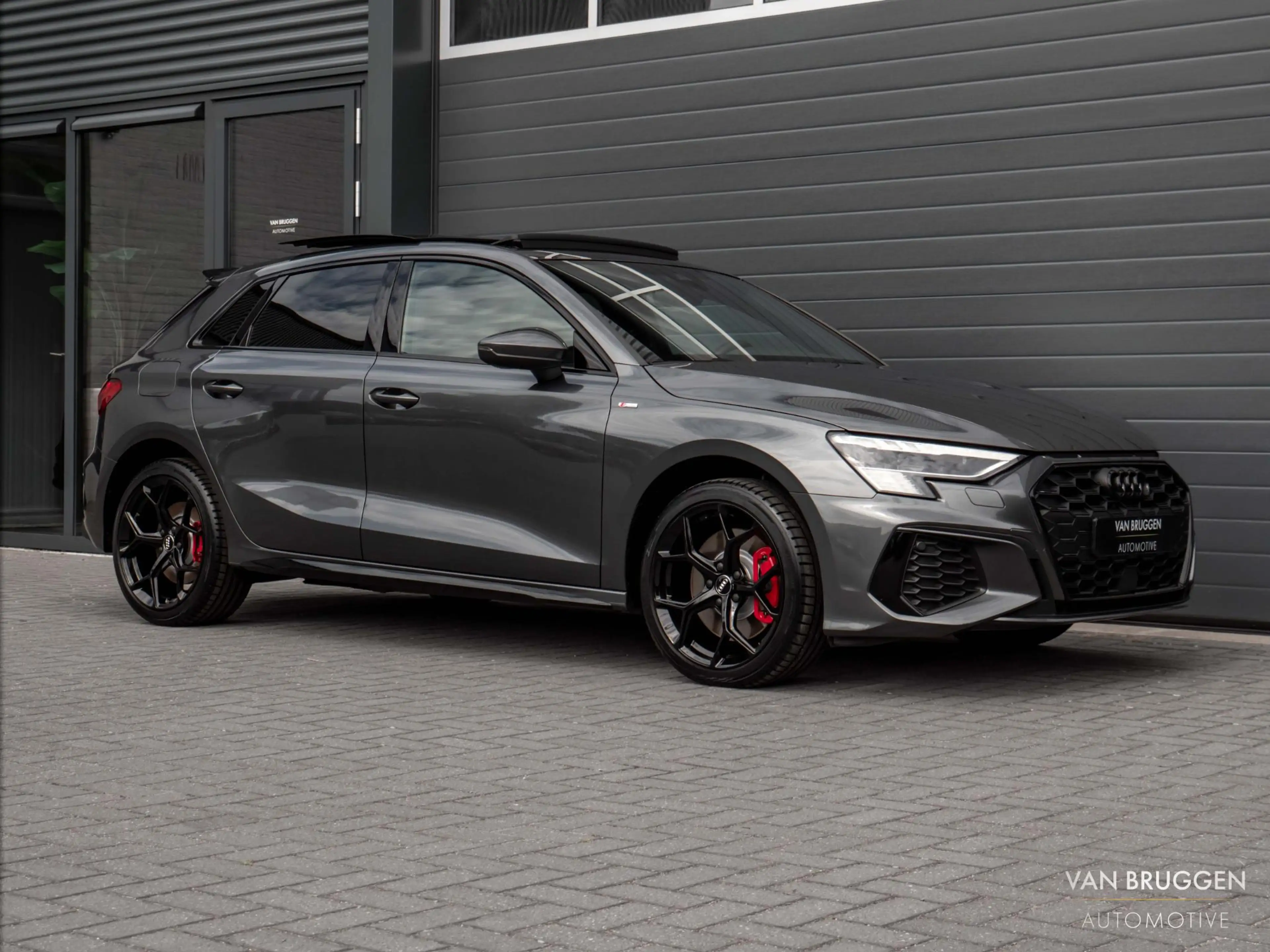 Audi A3 Sportback 45 TFSI e S-Line Pano RS-Stoelen B&O Sfe — photo 17
