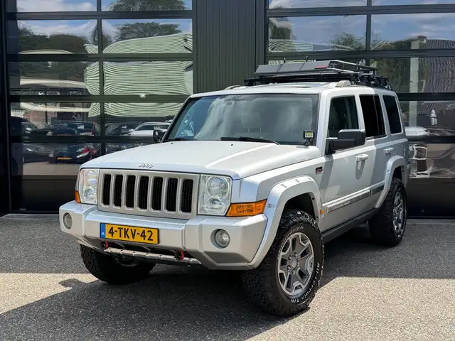Jeep Commander