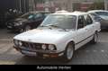 BMW 520 i E28*LIMO*TÜV NEU*H-ZULASSUNG*SCHALTER*TOP* Білий - thumbnail 1