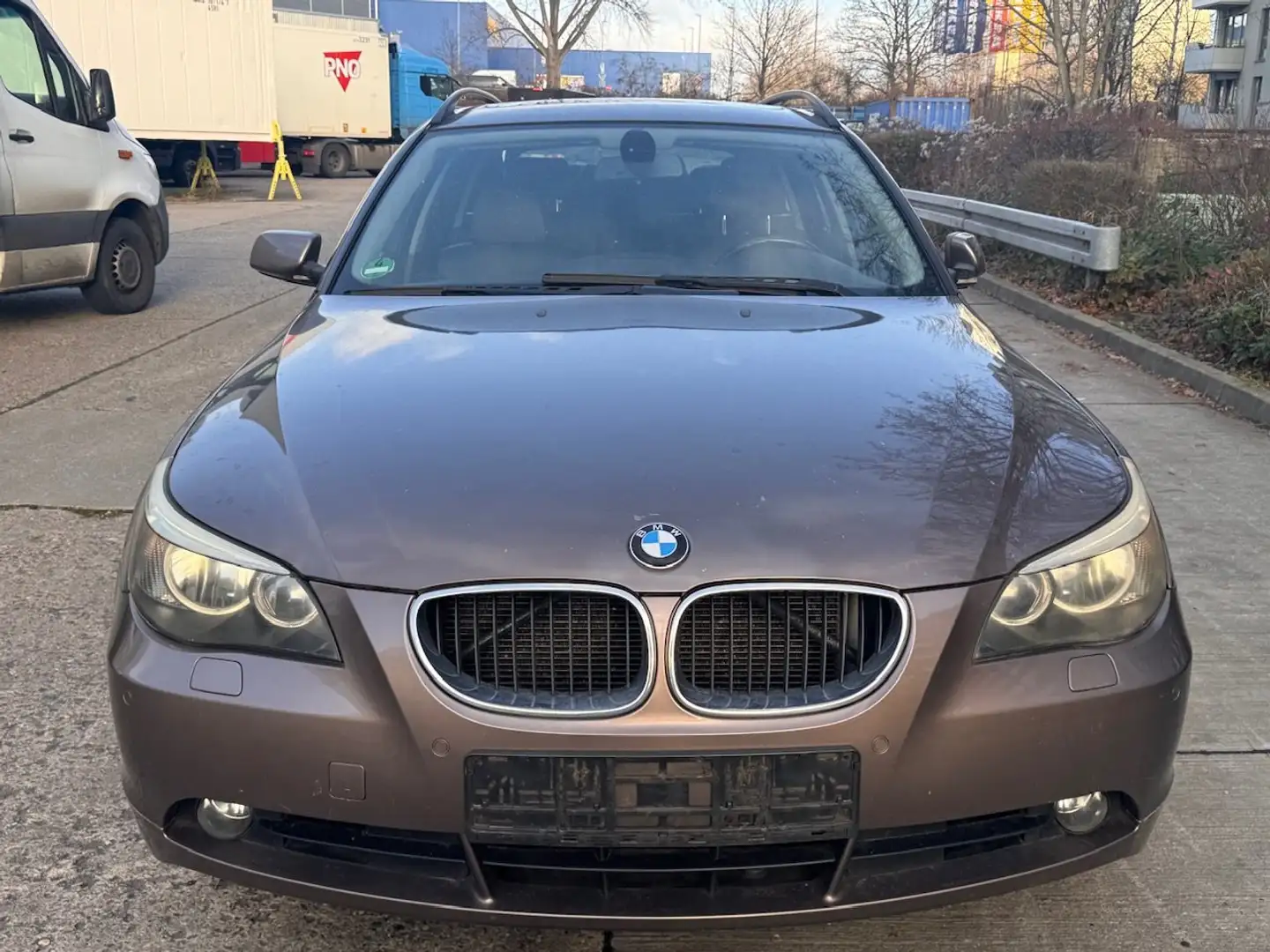 BMW 525 525i Bronze - 1