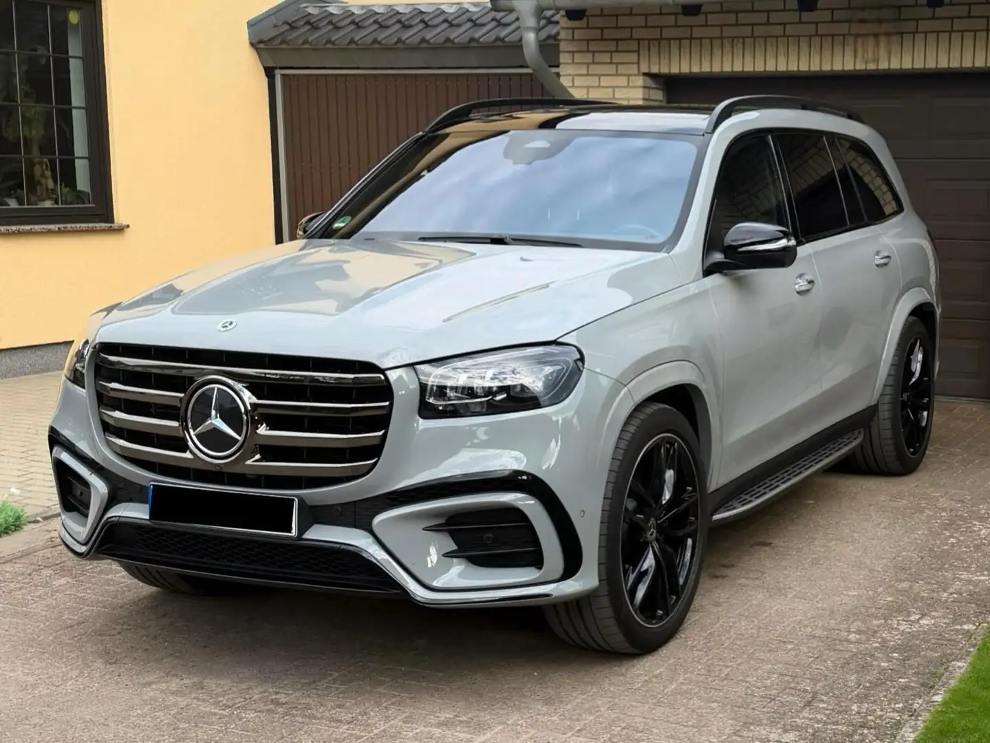 Mercedes-Benz GLS 450 GLS Diesel d 4Matic MwSt. ausweisbar Grau - 1