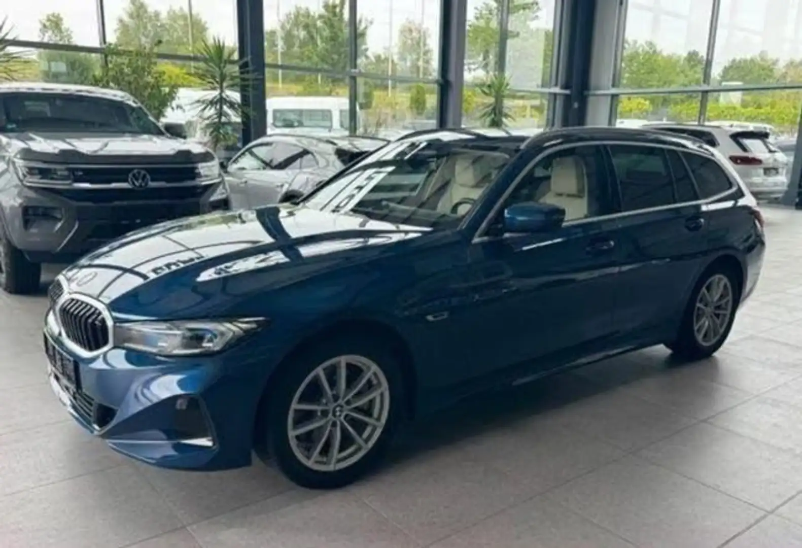 BMW Active Hybrid 5 Familiar Automático de 4 Puertas Azul - 2