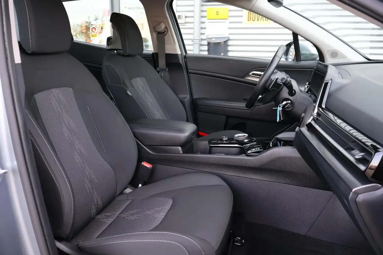 Kia Sportage 1.6 T-GDi Hybrid DynamicLine 1e Eigenaar | Dealer 25