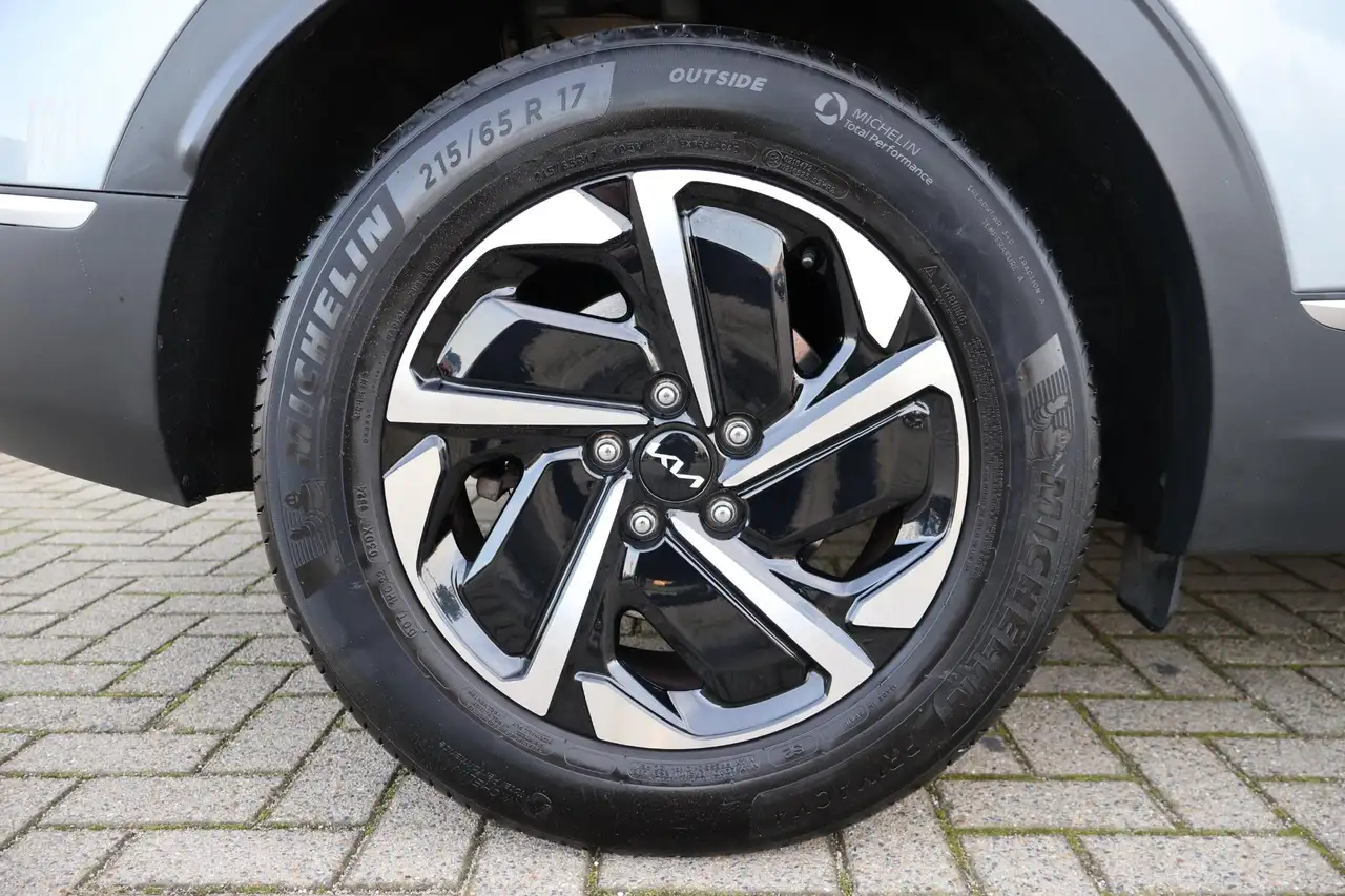 Kia Sportage 1.6 T-GDi Hybrid DynamicLine 1e Eigenaar | Dealer 32