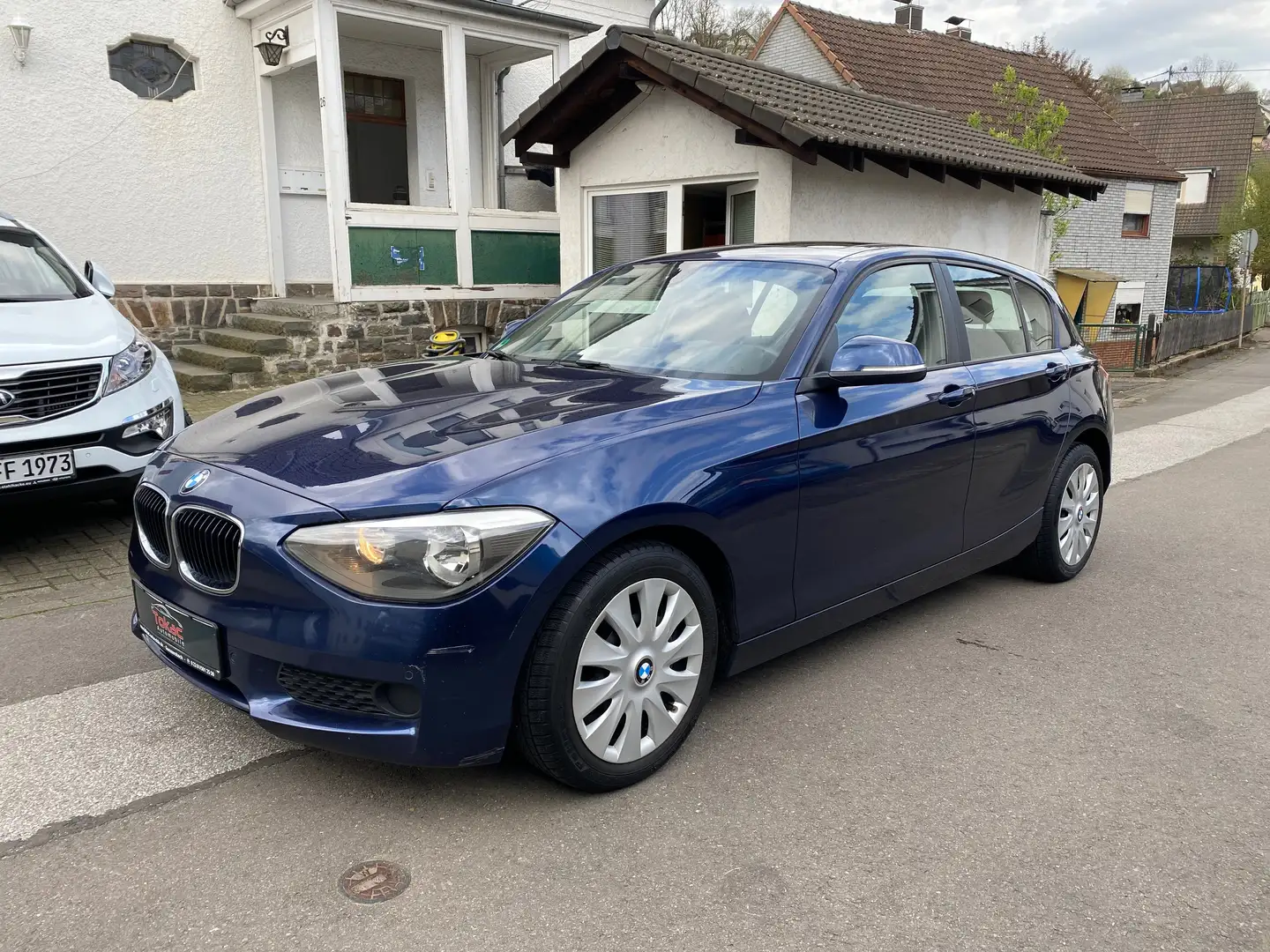 BMW 116 116d*NAVI*SHD*STZHZG* Blau - 1