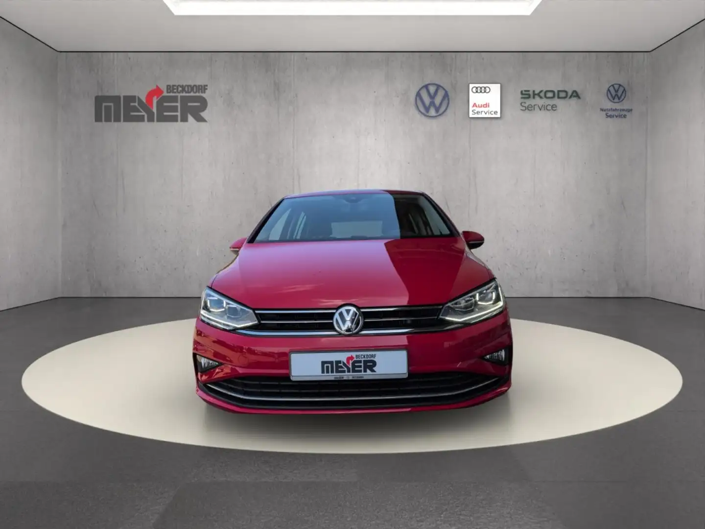 Volkswagen Golf Sportsvan JOIN 1.5 TSI DSG Klima Navi Einparkhilfe Rojo - 2