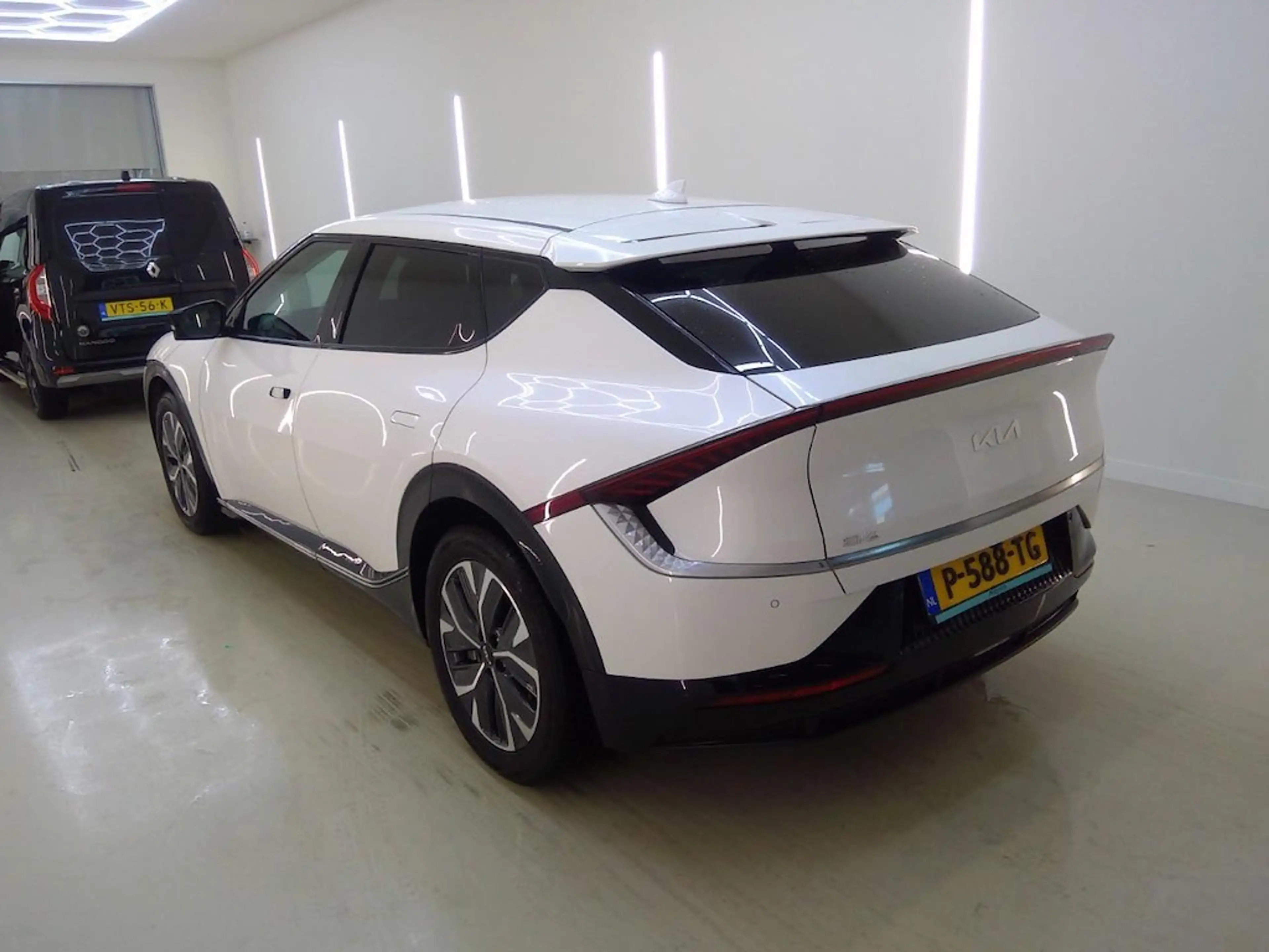 Kia EV6 Plus 77.4 kWh | SOH 93% | Meridian | Stoelkoeling — photo 5