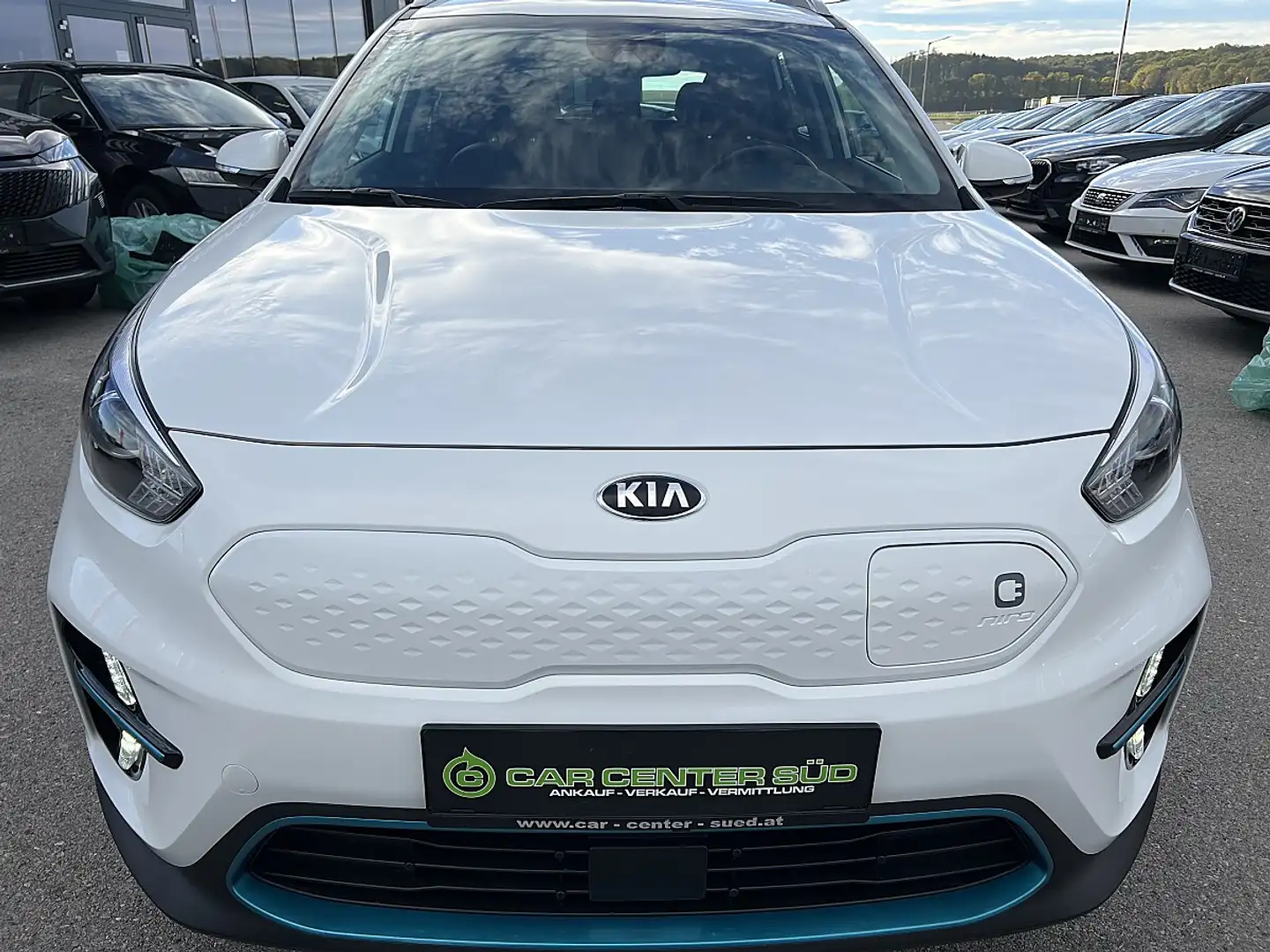 Kia e-Niro Niro EV 64kWh Long Range Silber Aut. Weiß - 2