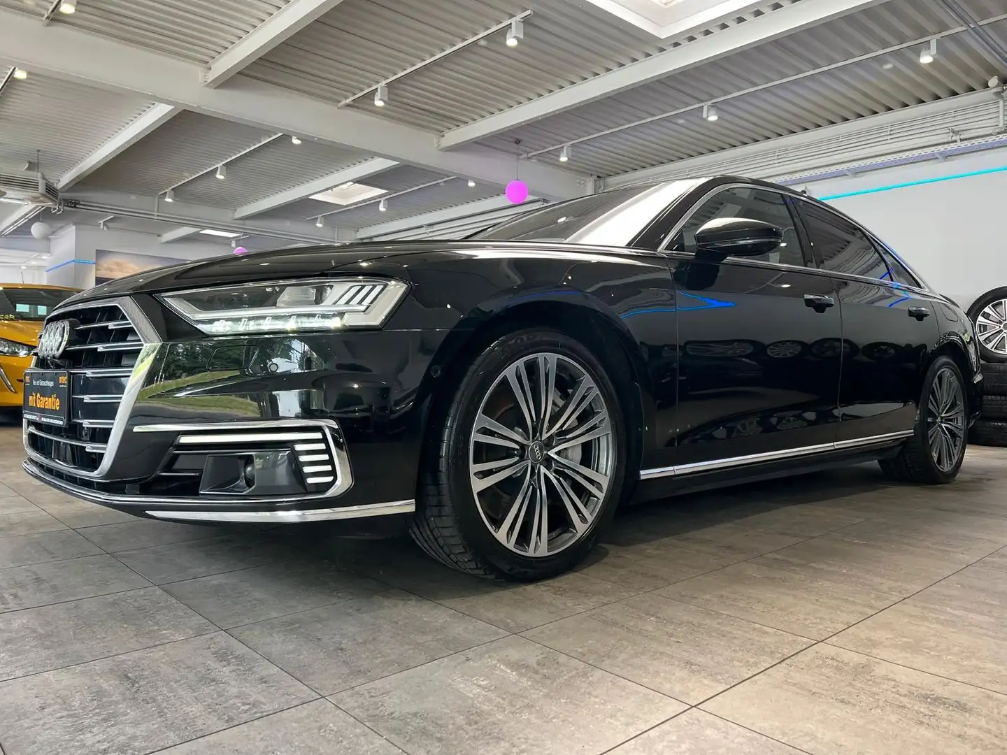 Audi A8 60 TFSI e quattro *Panorama*B&O*HUD*Massage* Negru - 2