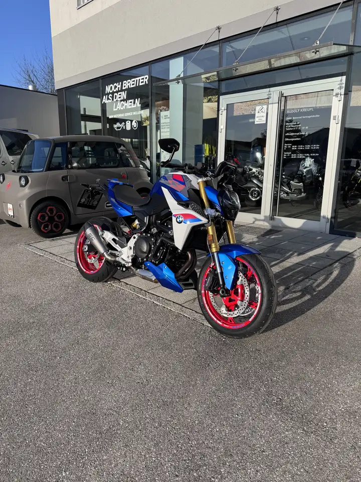 BMW F 900 R