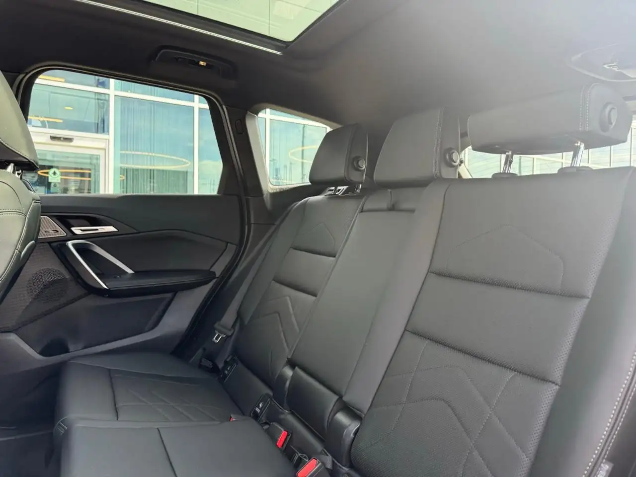 BMW X1 снимка BMW X1