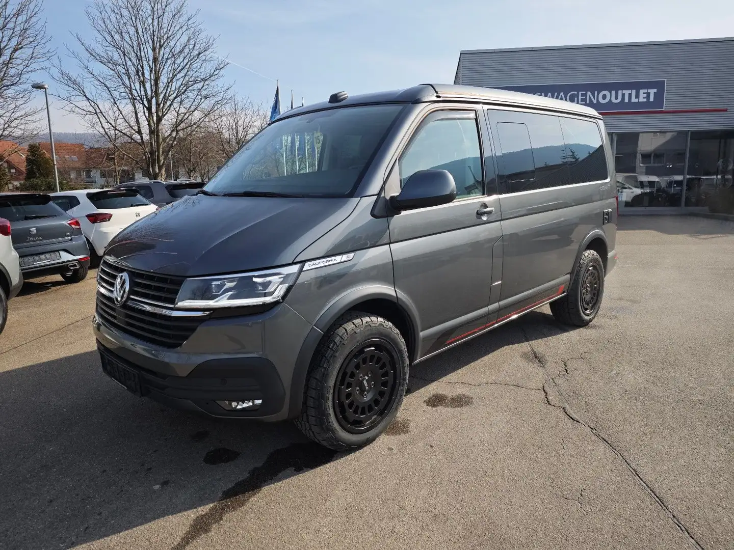 Volkswagen T6 California T6.1 California Coast 180PS "Expeditions-Umbau" Šedá - 2