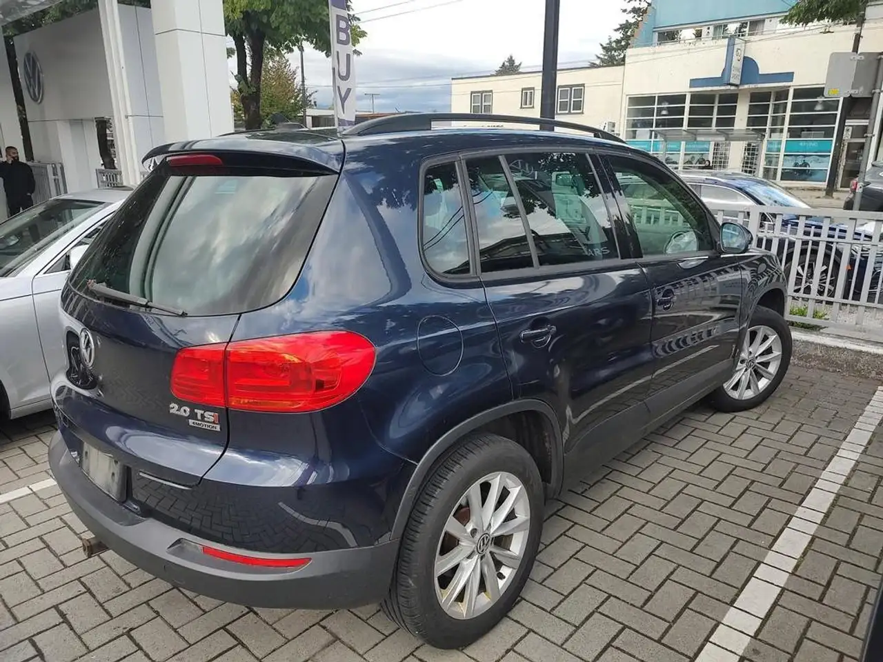 Volkswagen Tiguan снимка Volkswagen Tiguan