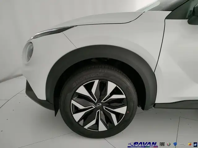 Nissan Juke view 24