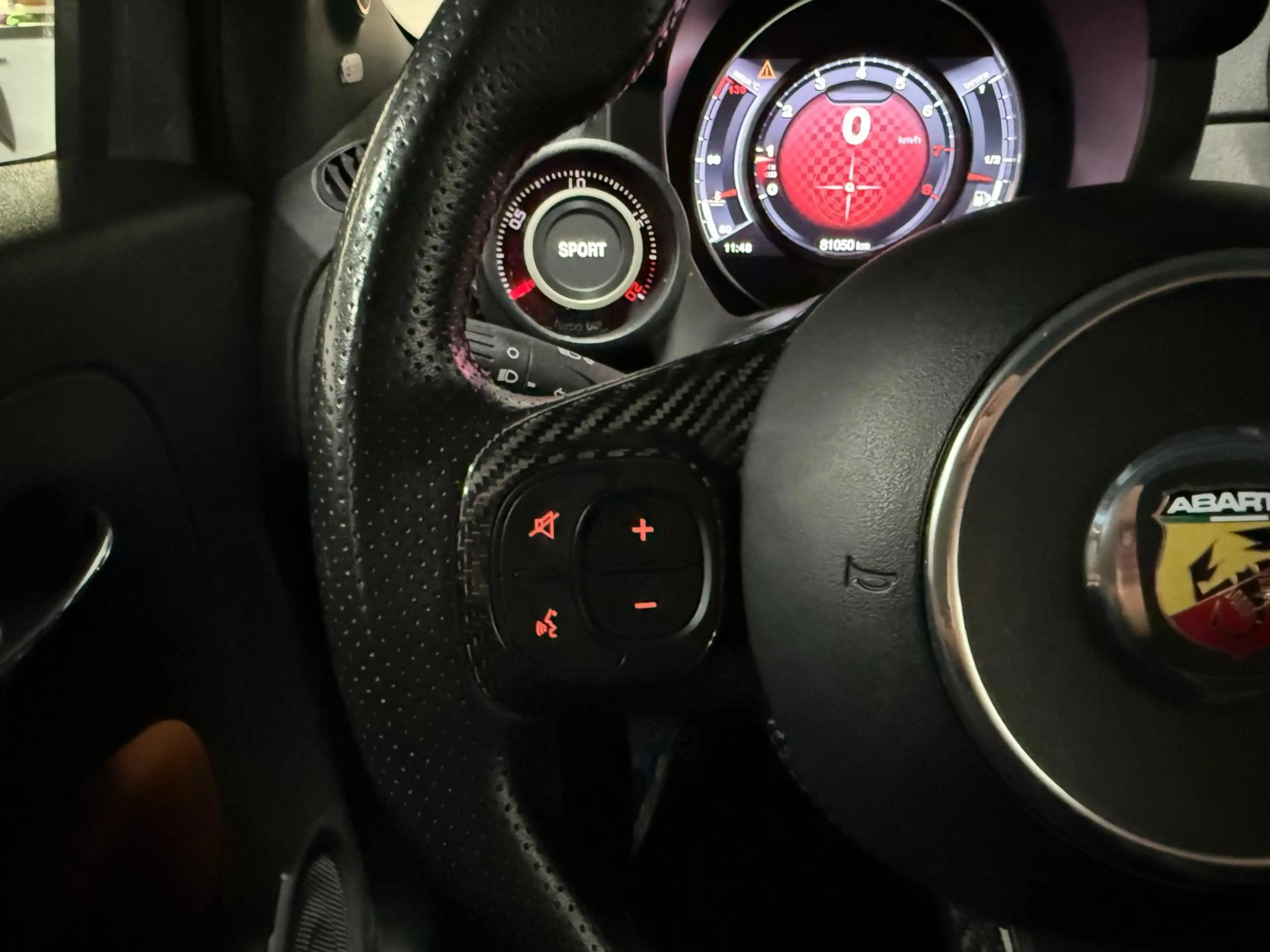 Fiat 500 Abarth 1.4 T-Jet 595 Competizione 180 pk — photo 14