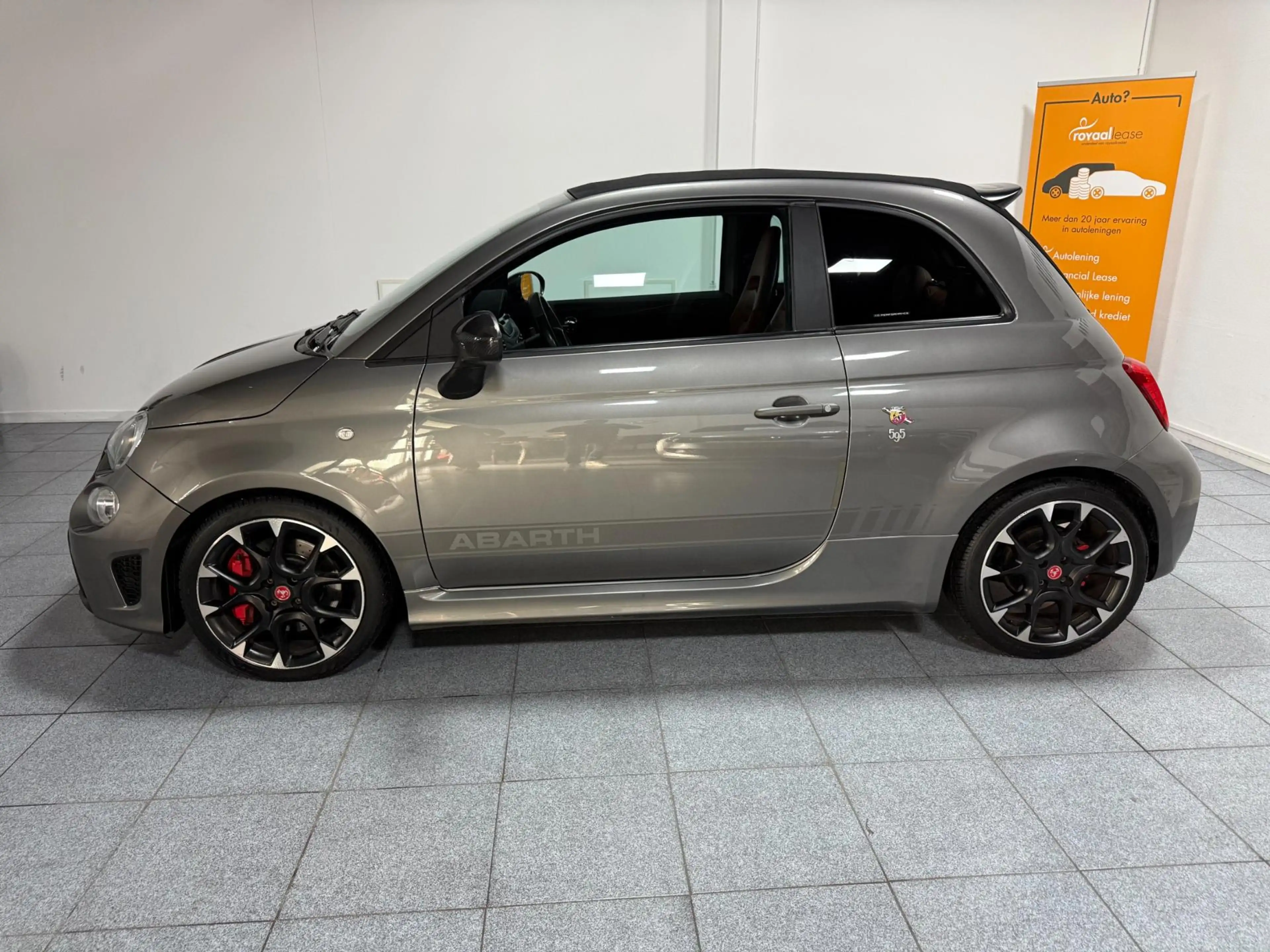 Fiat 500 Abarth 1.4 T-Jet 595 Competizione 180 pk — photo 4