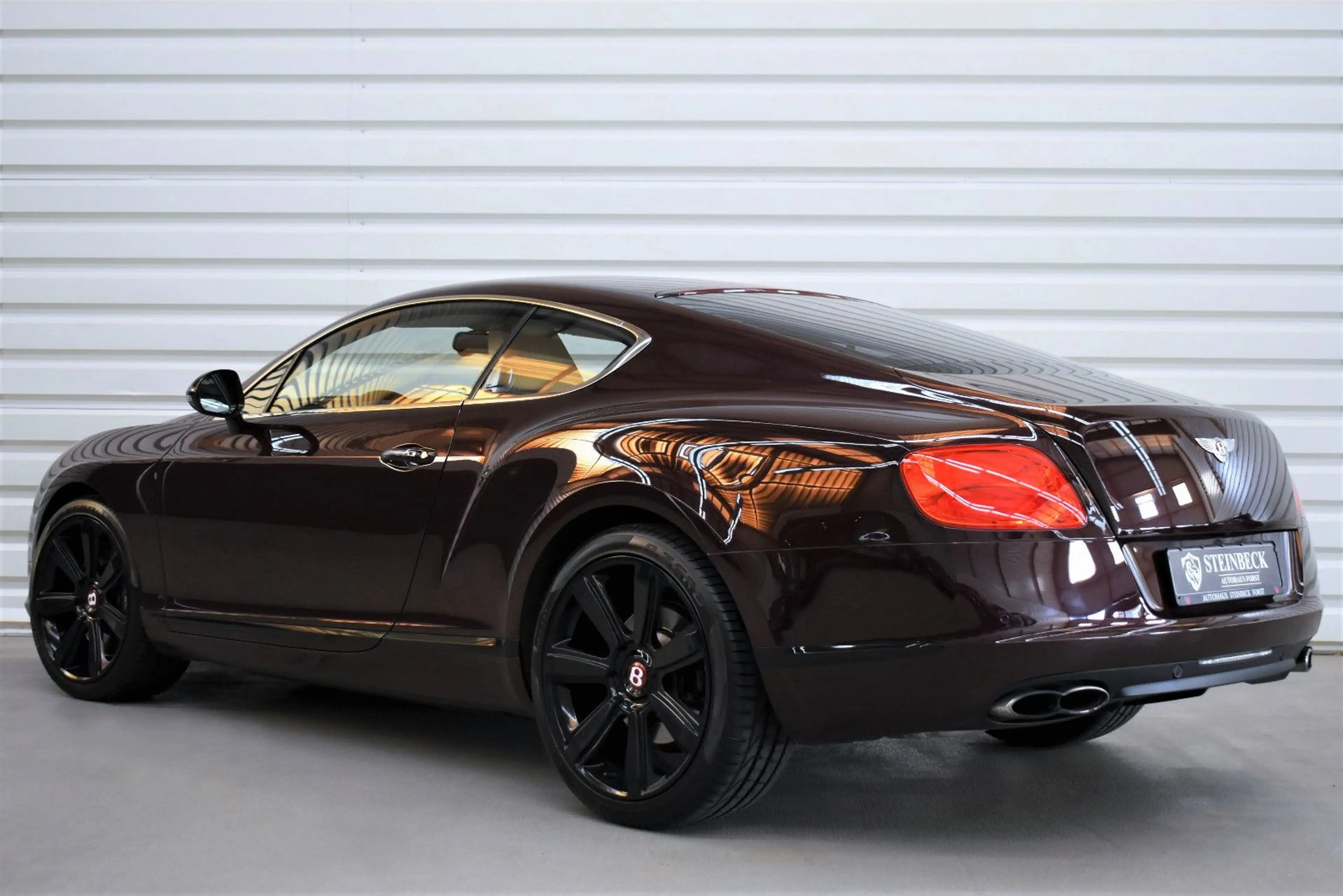 Bentley Continental GT 4.0 V8 4WD+Mulliner+Bi-Xenon+Cam — photo 2