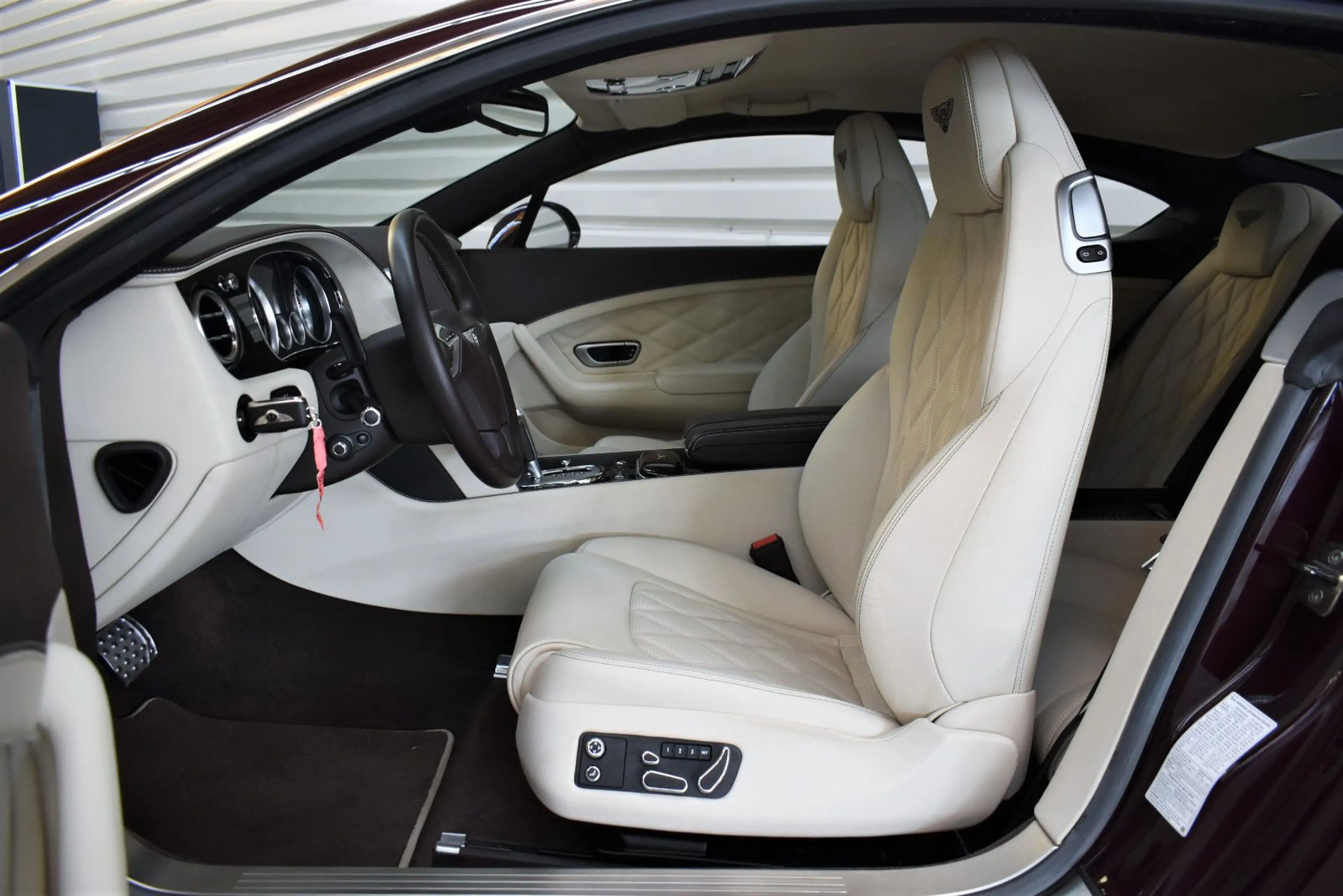Bentley Continental GT 4.0 V8 4WD+Mulliner+Bi-Xenon+Cam — photo 12