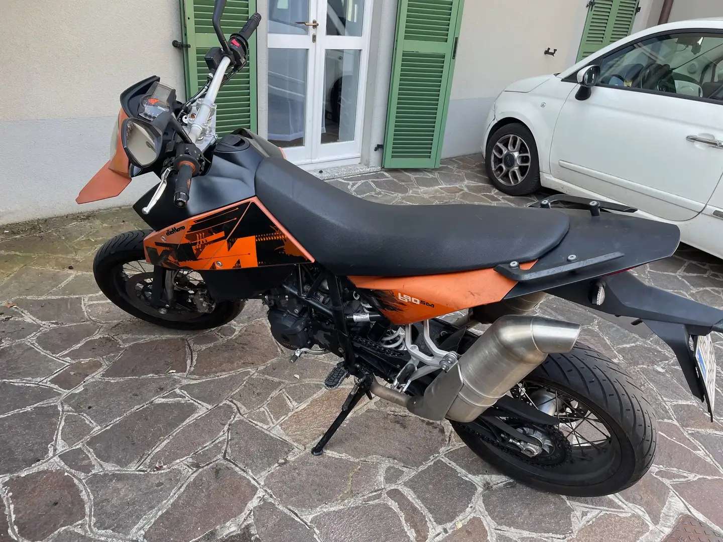 KTM 690 Supermoto Arancione - 2