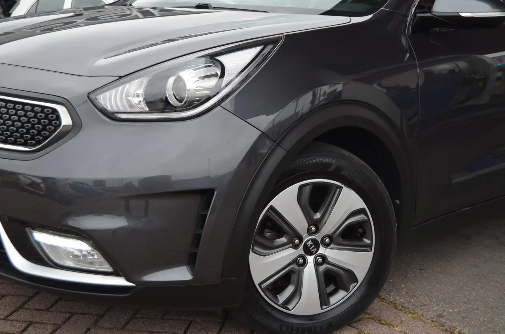 Kia Niro 1.6 GDi Hybrid DynamicLine|1/2 LEDER| NAVI| LMW|NL Grijs - 2