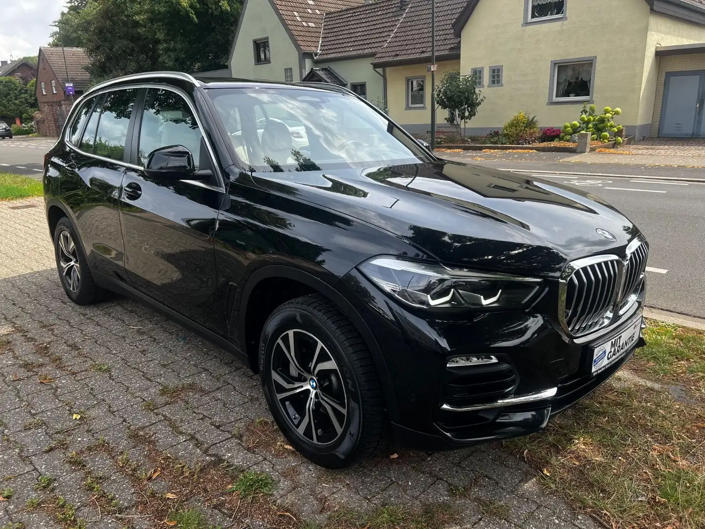 BMW X5 xDrive 25 d 1.HD/KAMERA/AHK/V.LEDER/NAVI/TÜV Schwarz - 1