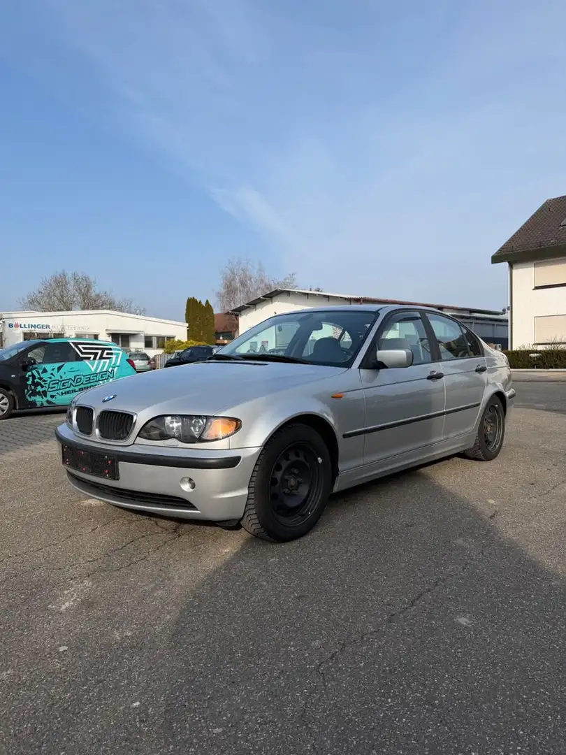 BMW 318 i Leder, Schiebedach, Alufelgen, TÜV, Scheckh Silber - 1