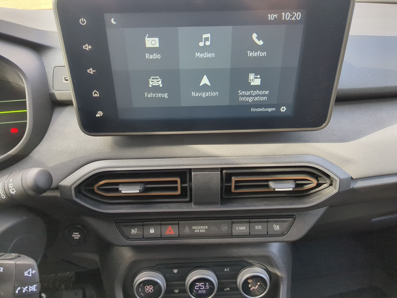 Dacia Jogger Hybrid 140 Extreme+ 5-Sitzer+SHZ+Navi+PDC+RFK — photo 11