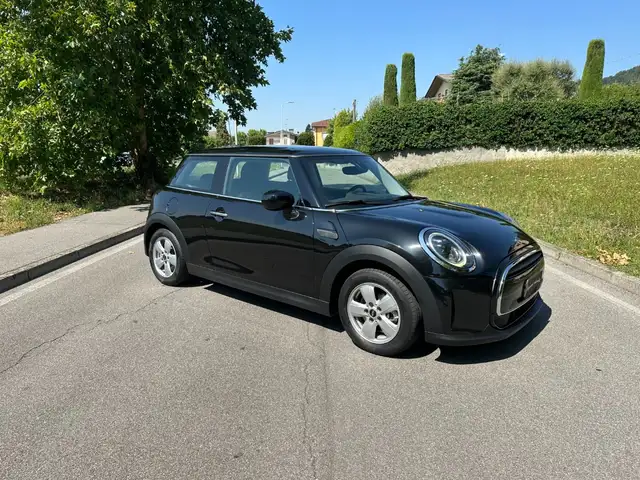 MINI Hatch view 15