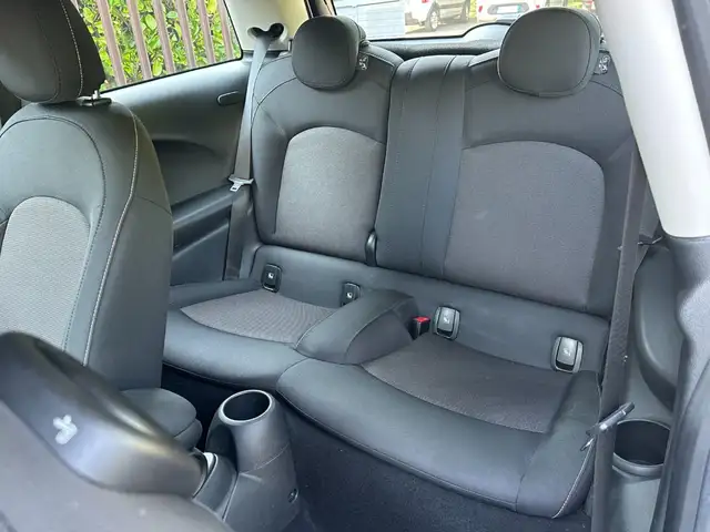 MINI Hatch view 8