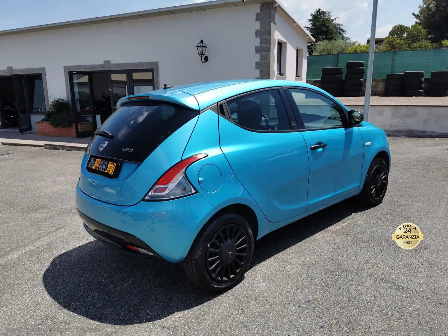 Lancia Ypsilon 1.0 FireFly 5p.S&S Hyb. Eco Gold RATE AUTO MOTO SC Bleu - 2