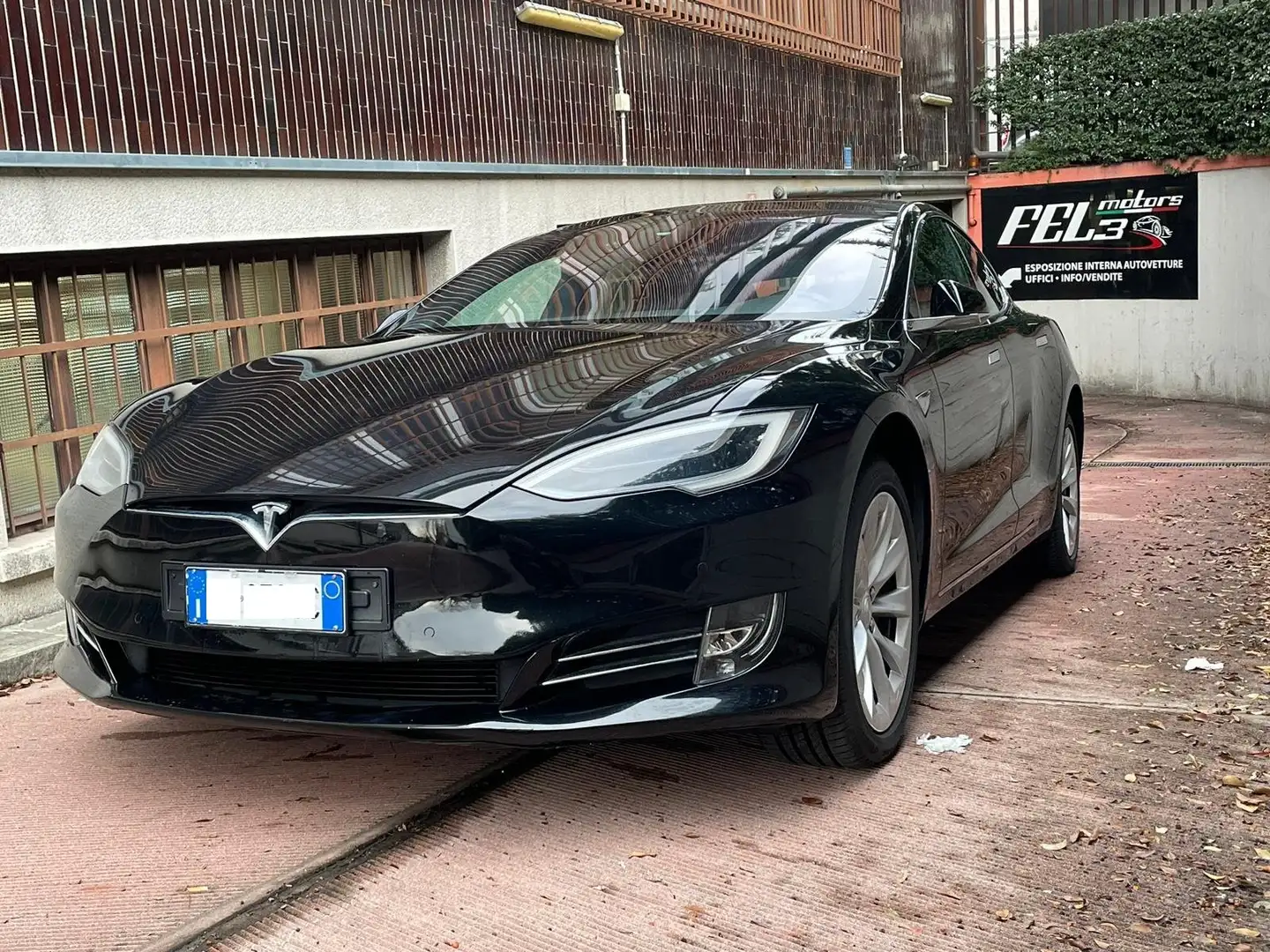 Tesla Model S Model S 100 D Schwarz - 2