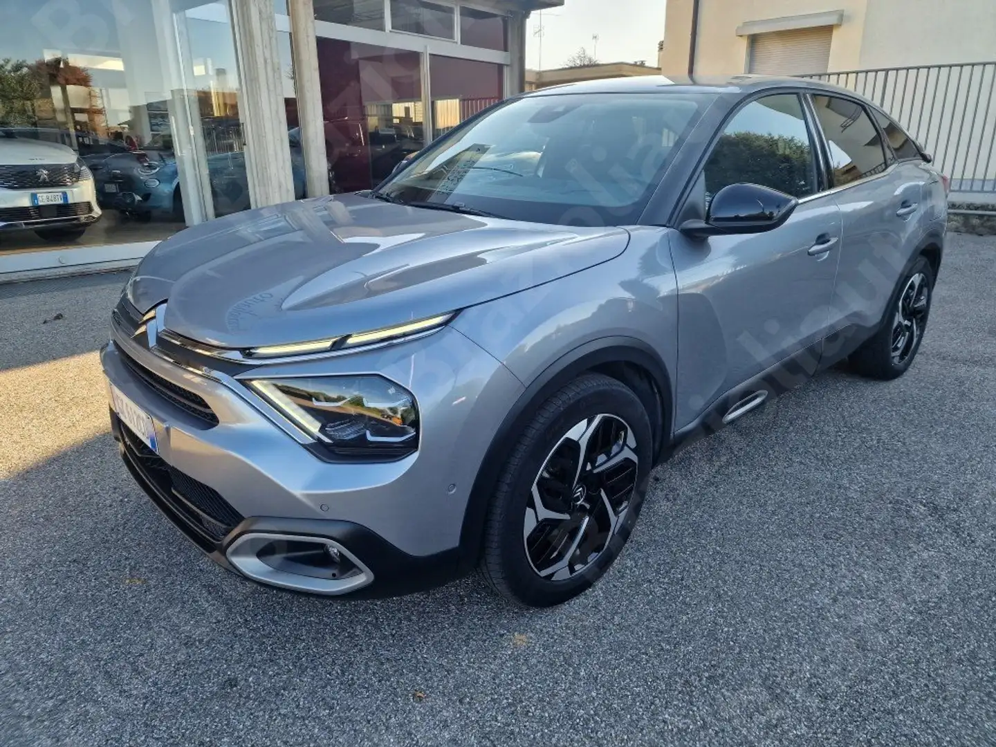 Citroen C4 C4 III 2021 1.2 puretech Shine s Grigio - 1
