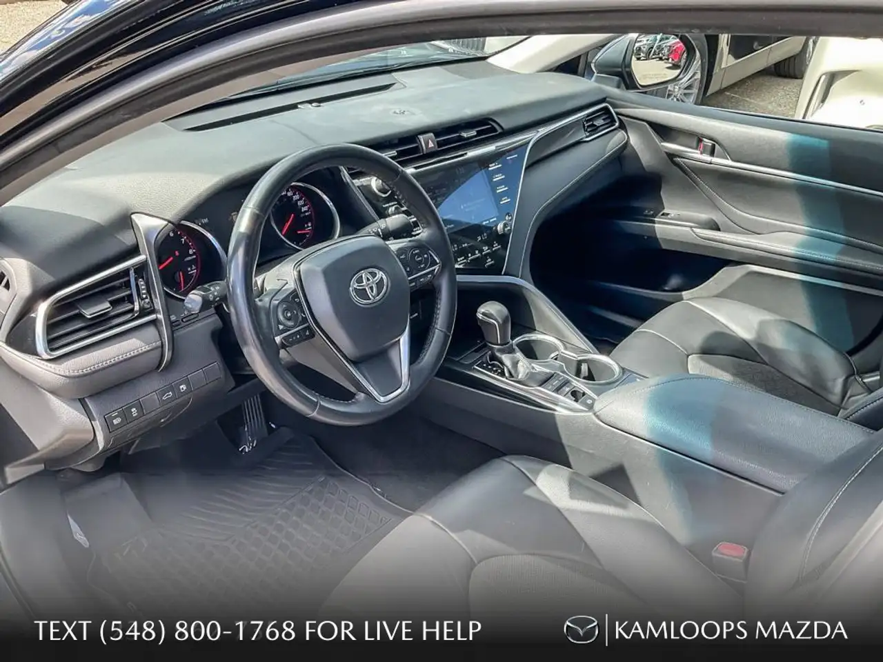 Toyota Camry снимка Toyota Camry