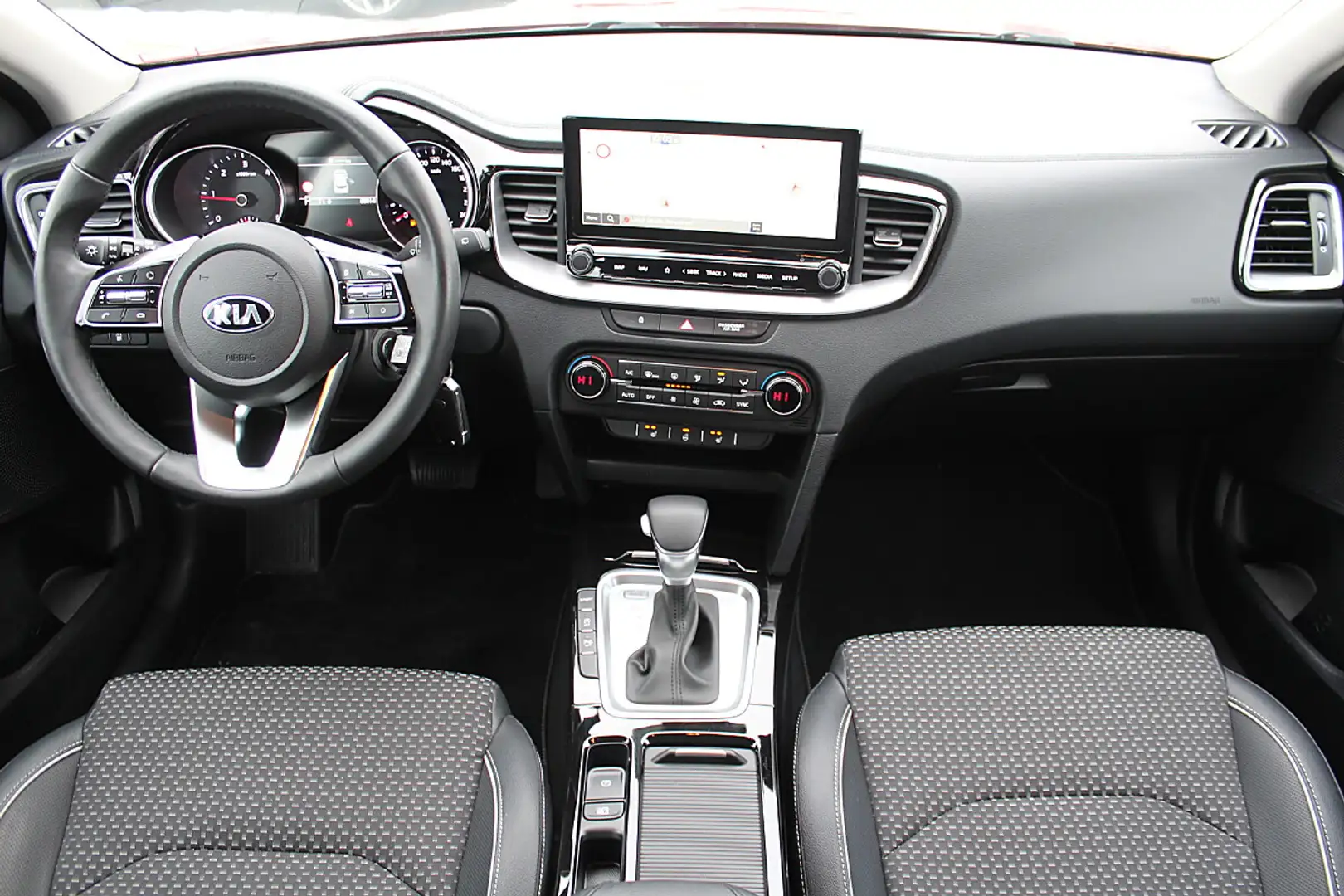 Kia XCeed Xceed 1,6 CRDI SCR Gold DCT Aut. LED Garantie K... Rot - 2