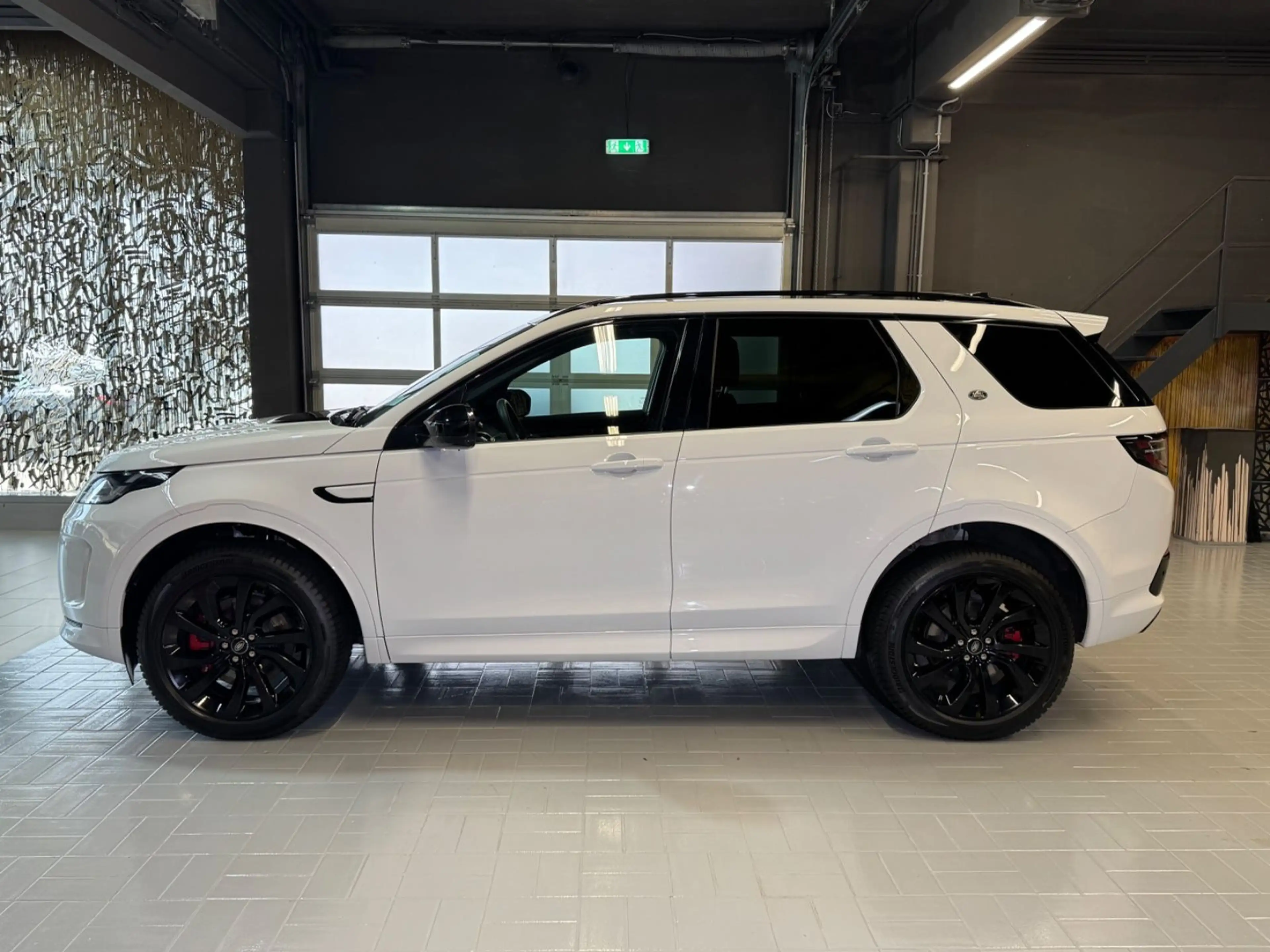 Land Rover Discovery Sport R-Dynamic SE AWD~PANO~HUD~LEDER — photo 4