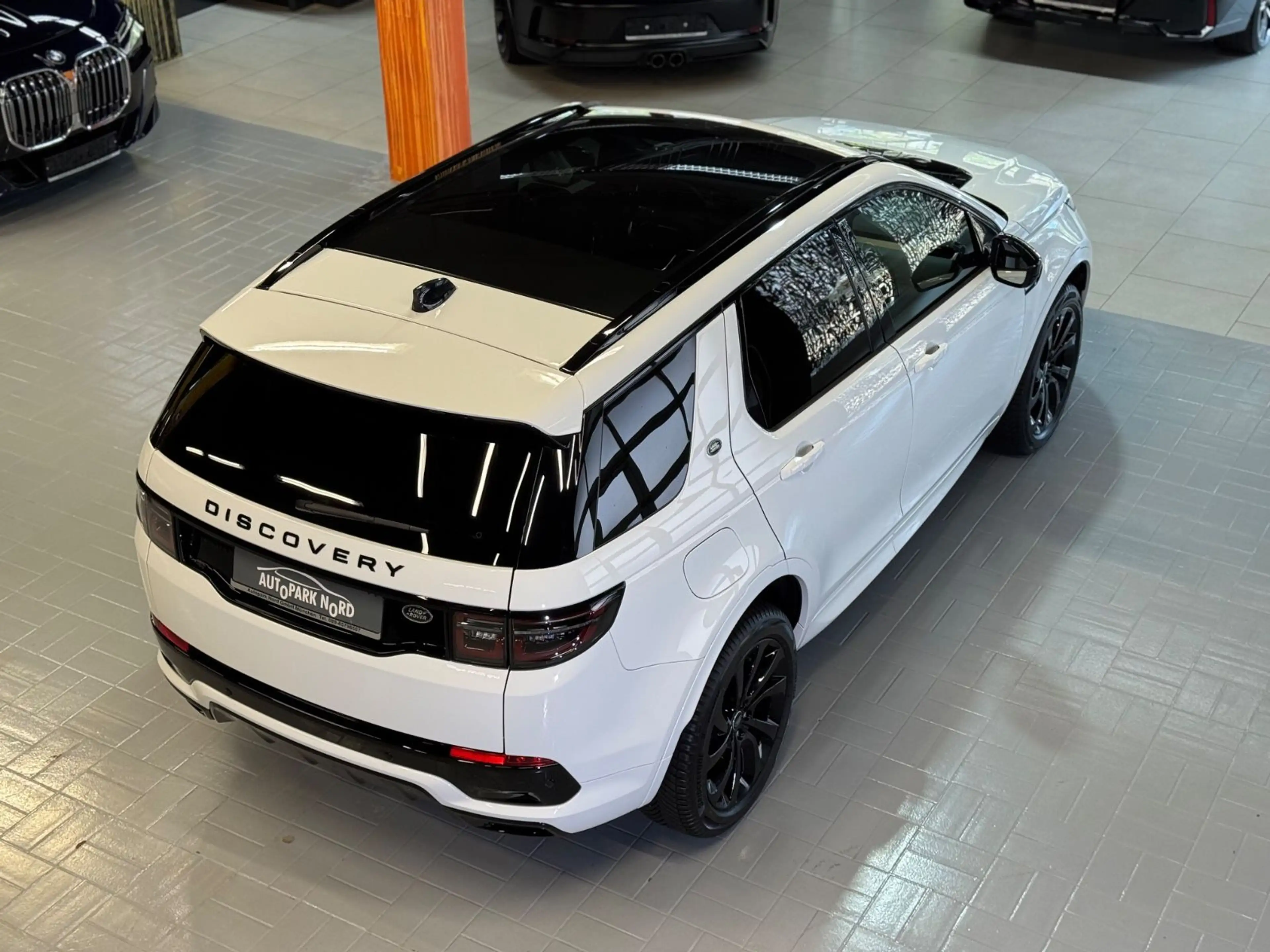 Land Rover Discovery Sport R-Dynamic SE AWD~PANO~HUD~LEDER — photo 10