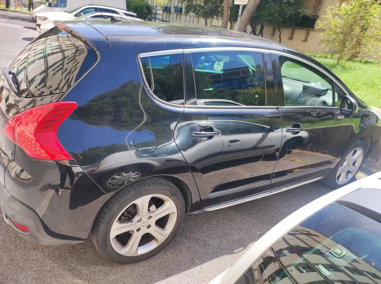 Peugeot 3008 2.0 HDi 16V 150ch FAP FÃ©line