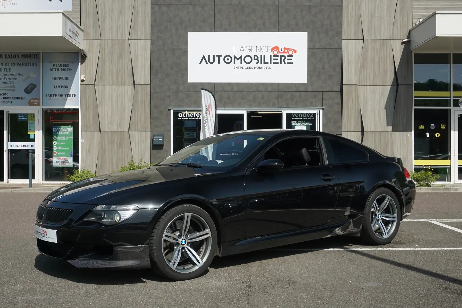 BMW M6 Série 6 (E63) Coupé 5.0 i V10 507cv SMG Noir - 1