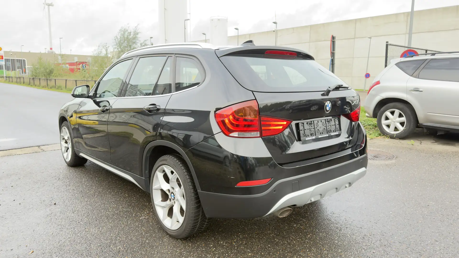 BMW X1 X1 M pakket 2.0 d Automaat GARANTIE pano Schwarz - 2