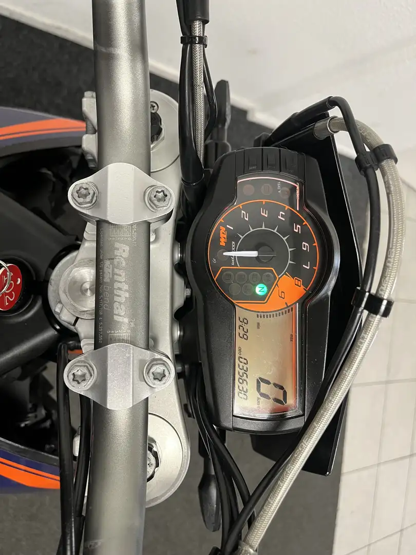 KTM 690 SMC Blanc - 2