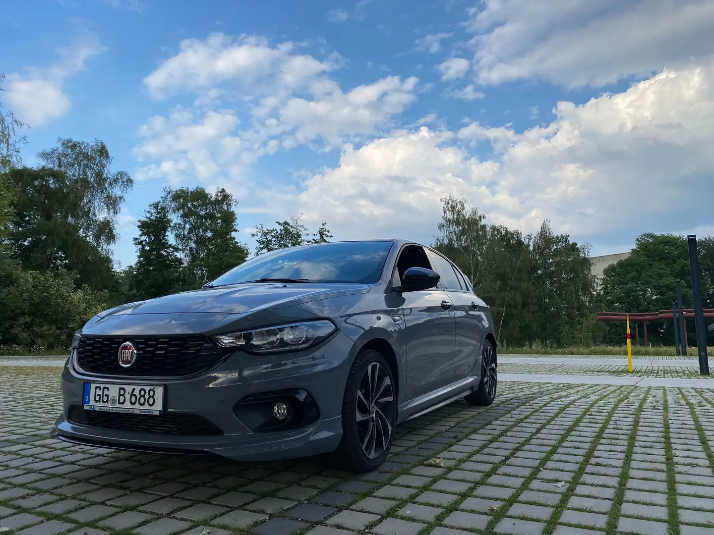 Fiat Tipo Tipo 1.4 T-Jet Sport Gris - 1