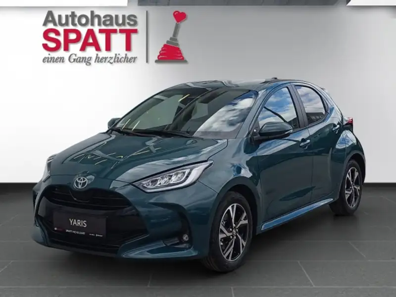 TOYOTA Yaris