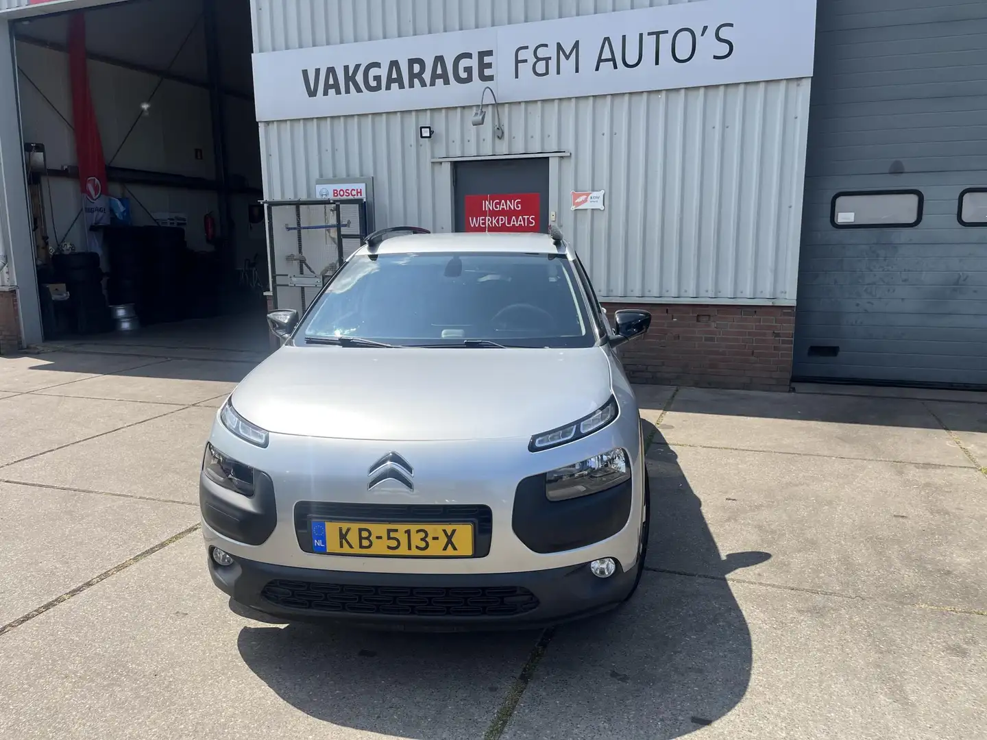 Citroen C4 Cactus 1.2 PureTech Shine Grey - 2