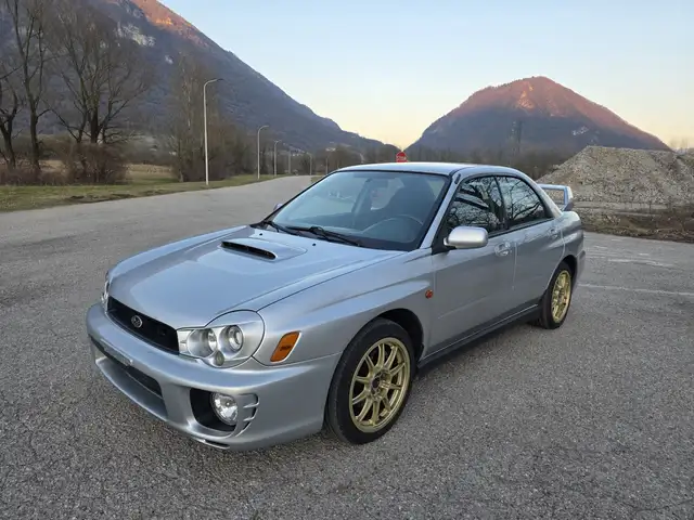 Subaru Impreza Berlina 2.0i WRX 4x4 218 cv **Solo 126915 km!!!**