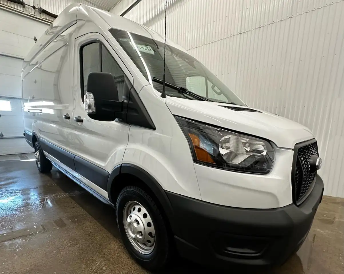 2024 Ford Transit Cargo Van