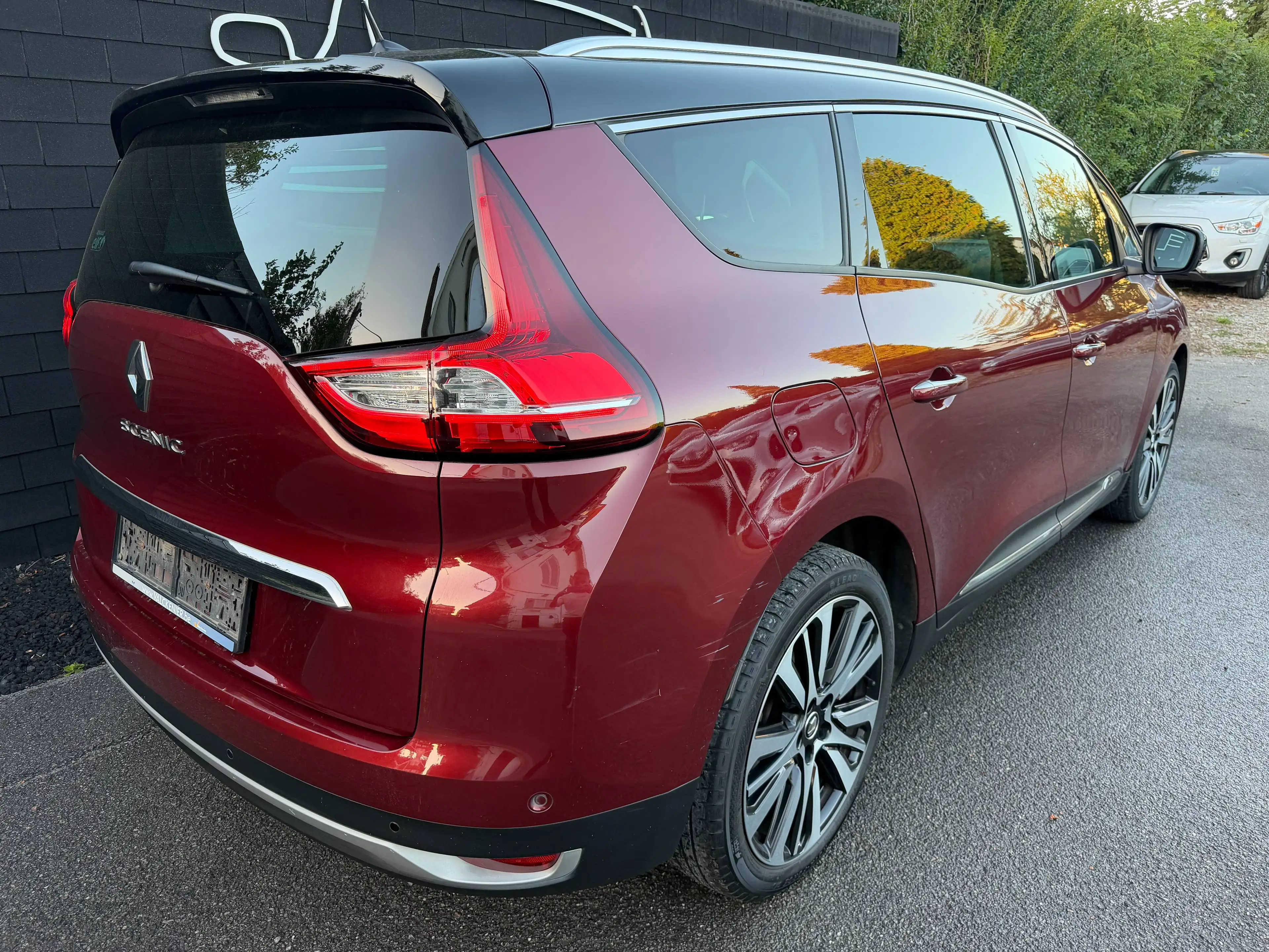 Renault Grand Scenic 1.33 TCe Initiale Paris EDC+BOITE AUTO+7 PLACES+FULL OPTI — photo 6