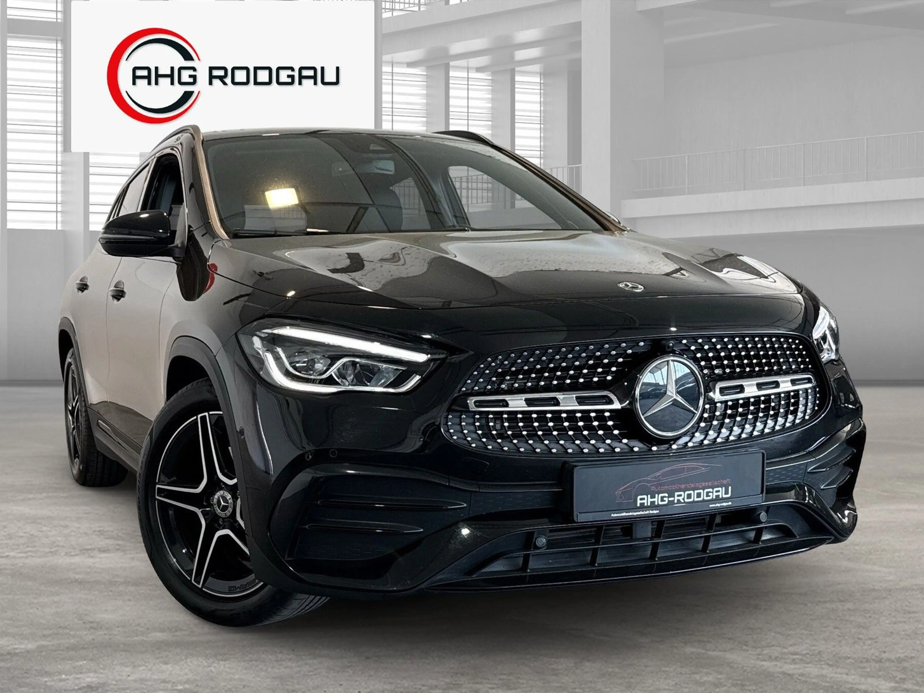 Mercedes-Benz GLA 200 d/LED/NIGHT/AMG-Line/TOD/PARK