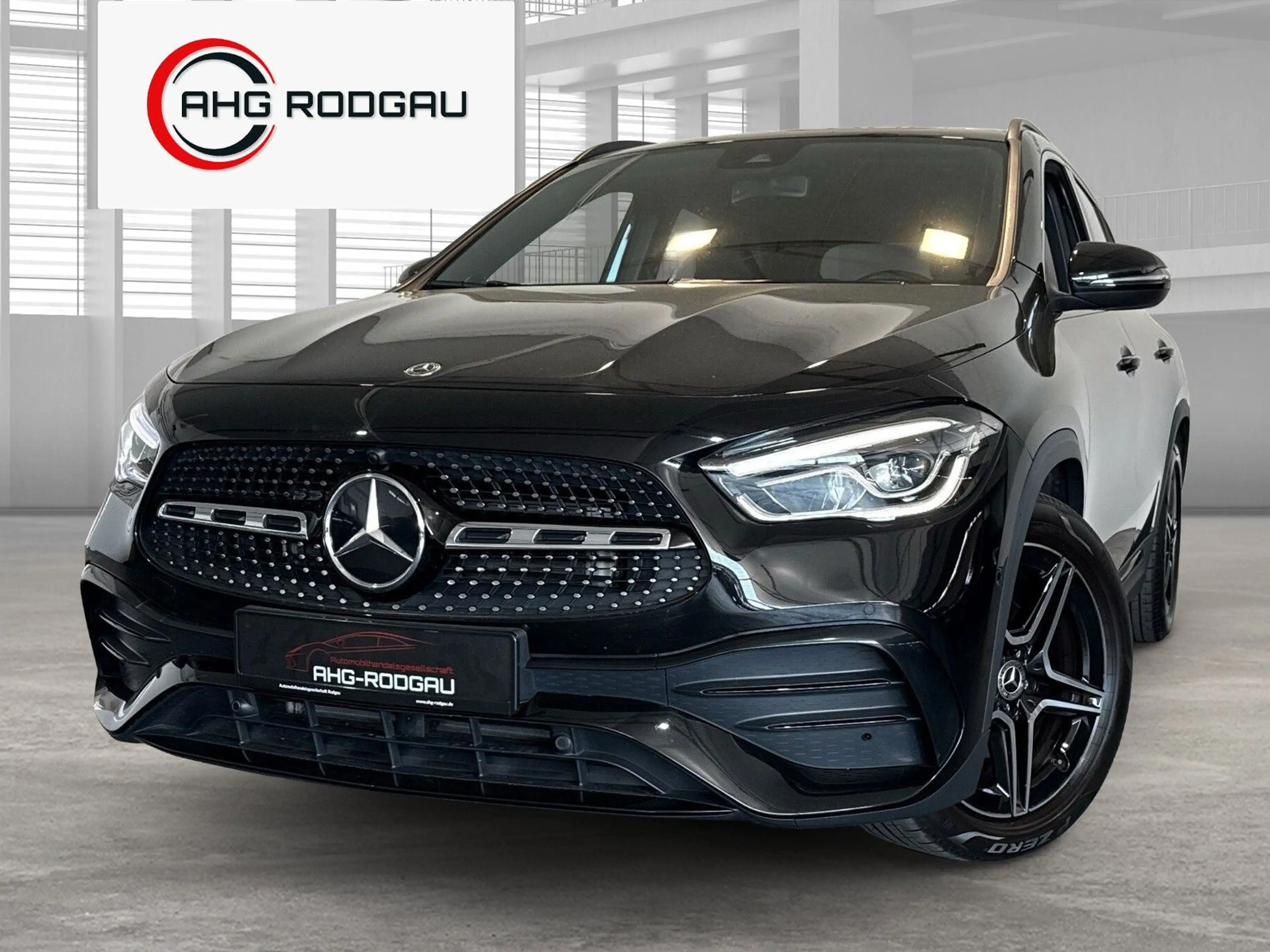 Mercedes-Benz GLA 200 d/LED/NIGHT/AMG-Line/TOD/PARK — photo 2