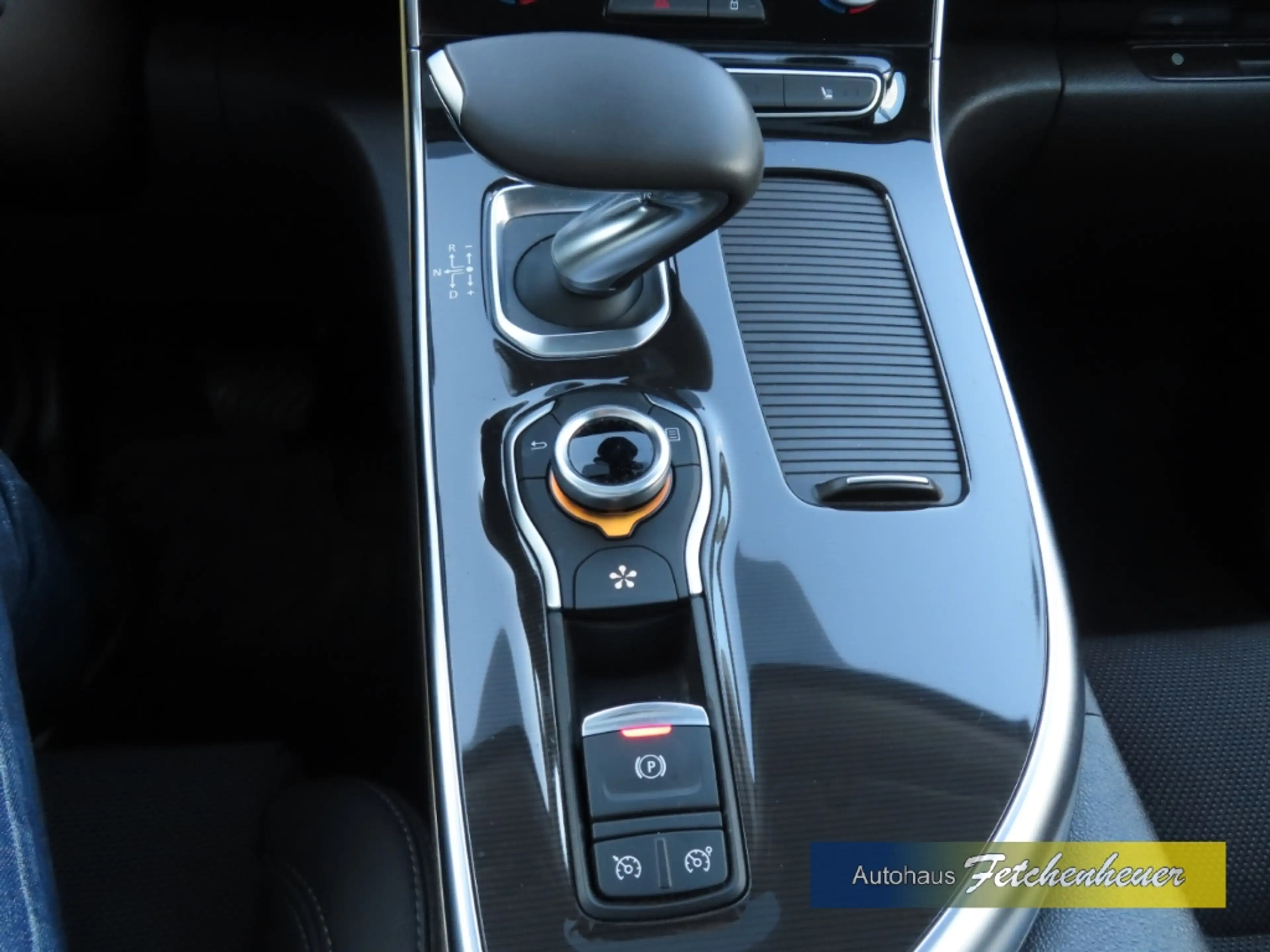 Renault Espace V Aut.  NAVI+LED+RFK+SHZ+TWA+TEMP+7Si+AHK — photo 14